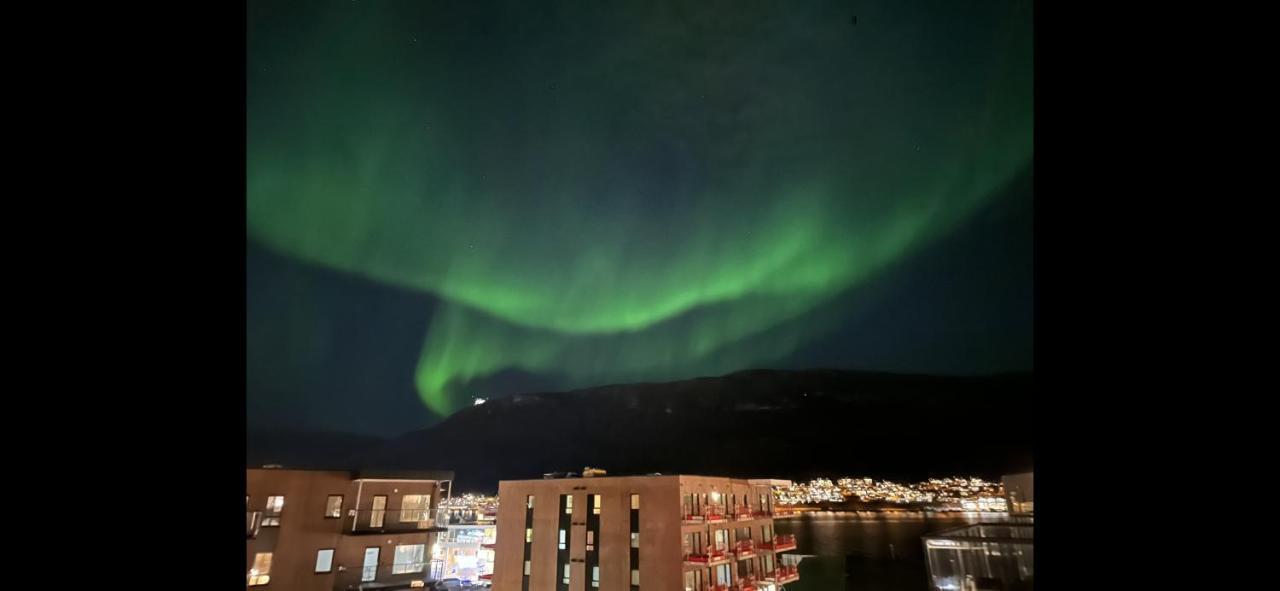 Tromso Central Guest House With Parking Bagian luar foto